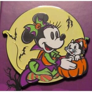 Disney Halloween Minnie Mouse and Figaro pumpkin pin